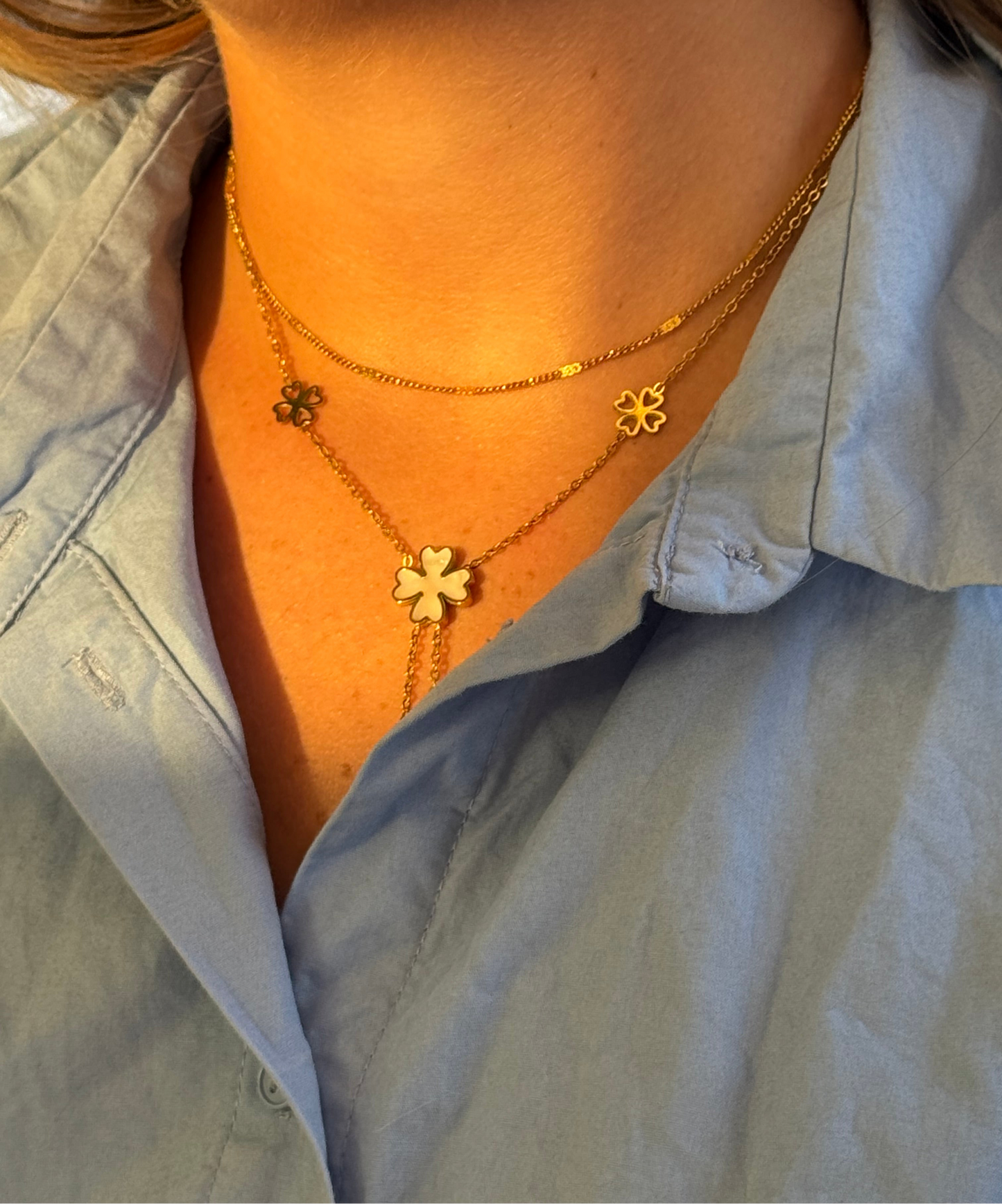 COLLIER - DELIA